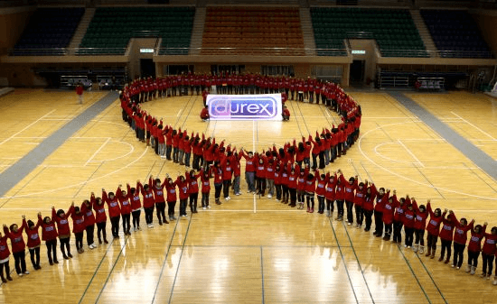 履行承诺 遏制艾滋—钟汉良携手大学生宣传防艾